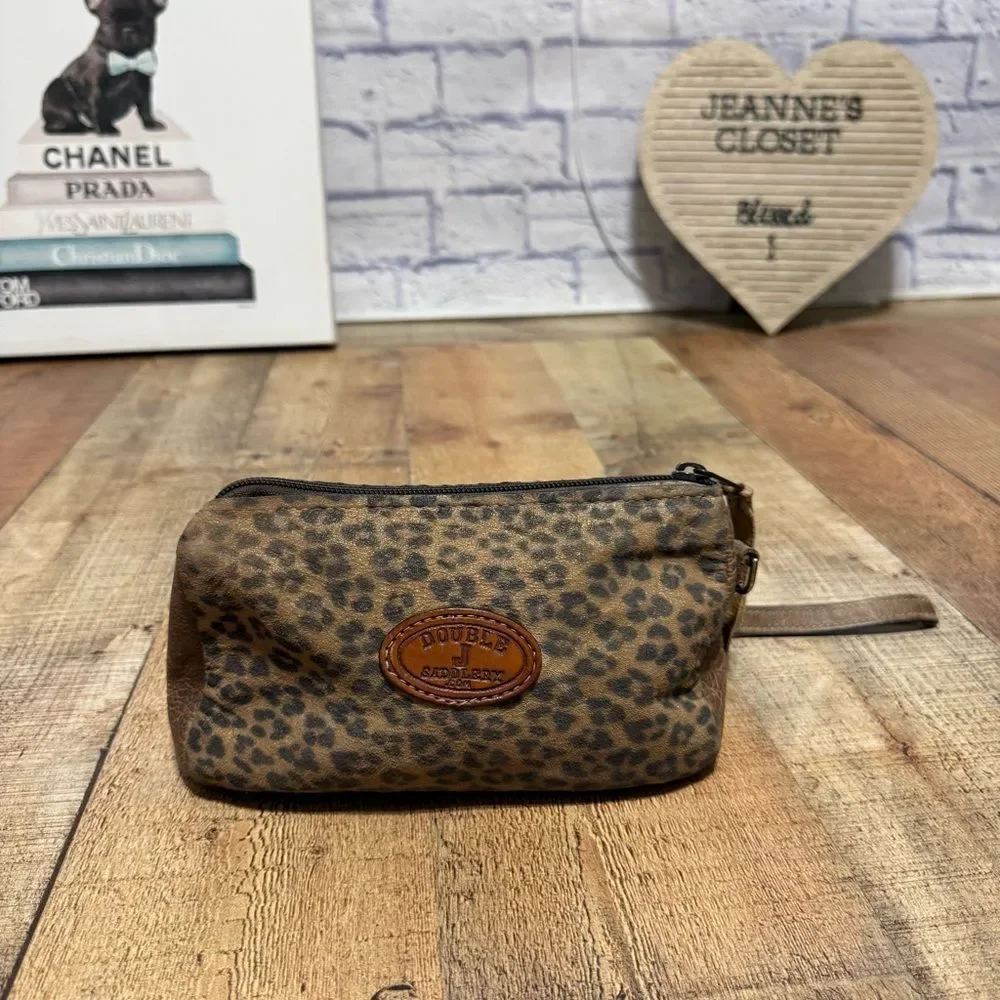 Double J Saddlery Brown Leopard Print Leather Make-up Pouch Has Flaw